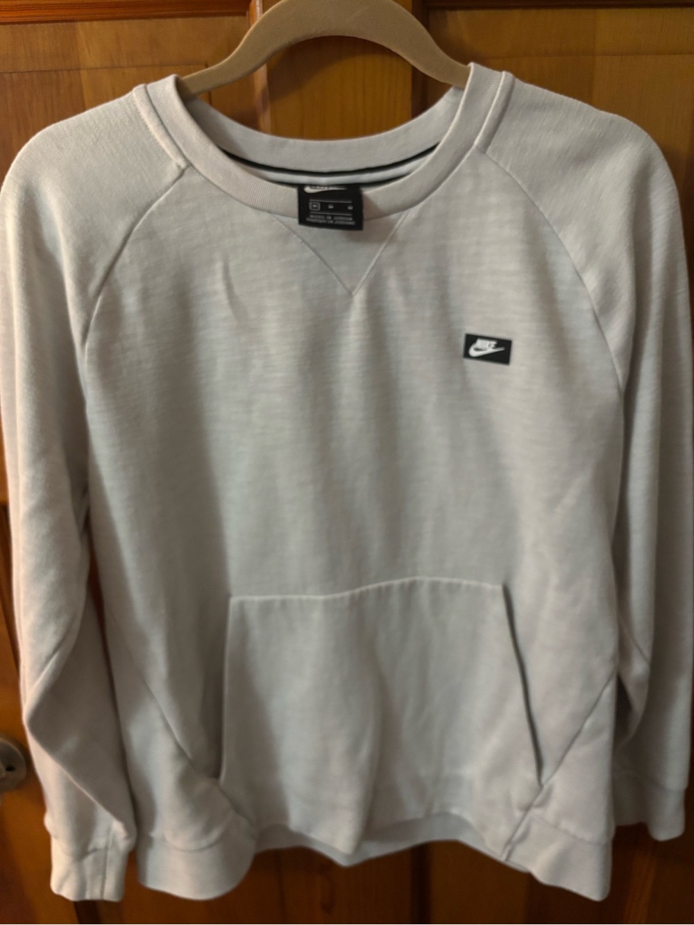 Nike Men’s Crewneck Sweatshirt in Light Beige